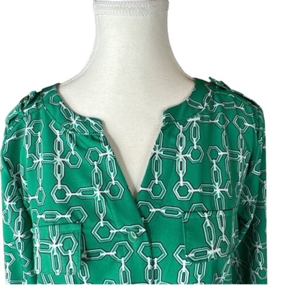 ADRIENNE VITTADINI V-Neck Button Front Blouse, Green, Black & White, Size M. - Picture 5 of 12